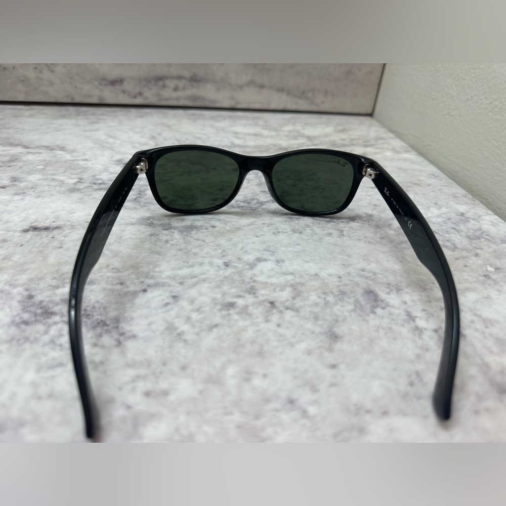 RayBan Black New Wayfarer Sunglasses - Picture 4 of 11